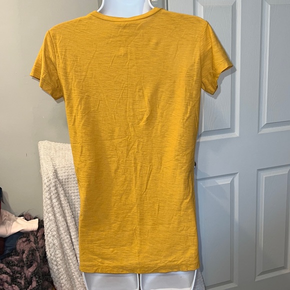 NWT women’s Standard James Perse mustard color,short sleeve, t-shirt, sz 2-4 - Picture 4 of 9